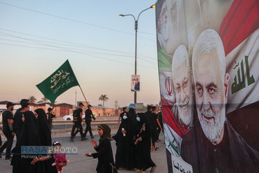 پیاده روی زوار اربعین حسینی در مسیر کاظمین به کربلا