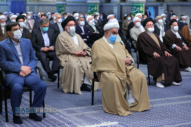 دیدار میهمانان کنفرانس وحدت اسلامى‌ و جمعی از مسئولان نظام با رهبر انقلاب