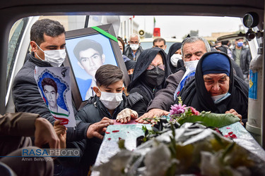 آیین استقبال از پیکر ۹ شهید دوران دفاع مقدس در شیراز‎‎