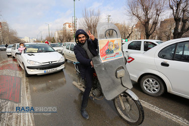 راهپیمایی خودرویی ۲۲ بهمن در همدان