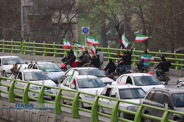 راهپیمایی خودرویی ۲۲ بهمن در همدان