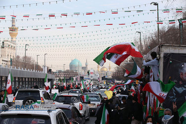 راهپیمایی خودرویی ۲۲ بهمن در مشهد مقدس