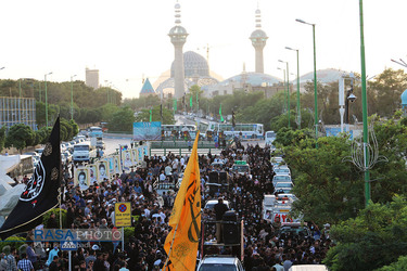 تشییع سه شهید دفاع مقدس در اصفهان