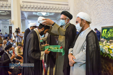 جشن روز عید سعید غدیر و مراسم عمامه گذاری جمعی از طلاب در شیراز