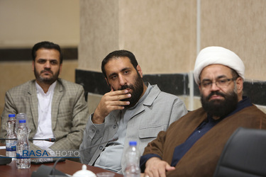 نشست  ید واحده مدیران و فعالان رسانه‌ای حوزوی در مسئله حجاب