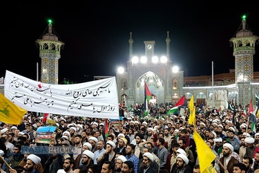 تجمع شبانه مردم قم در اعتراض به جنایت رژیم صهیونیستی در غزه