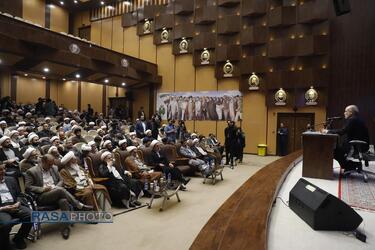 افتتاح نمایشگاه روایت پیشرفت با حضور وحیدی وزیر کشور