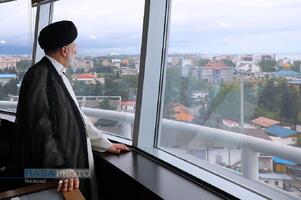 تصاویری از شهید آیت الله رئیسی رئیس جمهور مردمی و محبوب