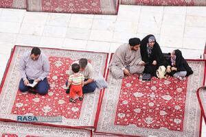 مراسم قرائت دعای عرفه امام حسین (ع) در مسجد جمکران