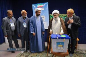 مشارکت آیت الله کریمی جهرمی در چهاردهمین انتخابات ریاست جمهوری