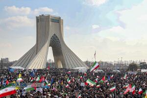 راهپیمایی سالروز پیروزی انقلاب اسلامی در تهران