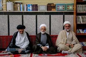 مراسم یادبود مدیر مدرسه علمیه کرمانی‌ها مرحوم حجت الاسلام جاویدی