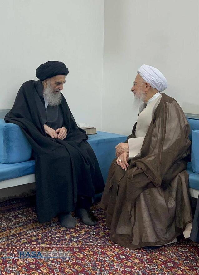 دیدار حضرت آیت‌الله جوادی آملی با حضرت آیت‌الله سیستانی در نجف اشرف