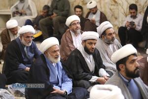 دیدار اعضای مجمع نمایندگان طلاب با آیت الله شب زنده‌دار