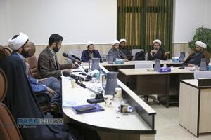 نشست هم‌اندیشی به مناسبت پیام آیت‌الله‌العظمی خامنه‌ای به همایش صدسالگی حوزه و روز جهانی ارتباطات