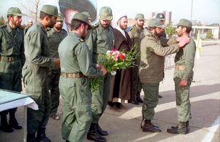 تصاویری از سردار سرلشکر شهید محمدحسن محققی