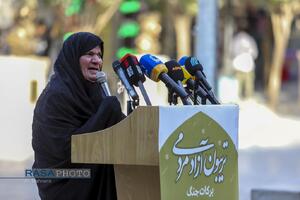 تریبون آزاد مردمی با موضوع  برکات جنگ