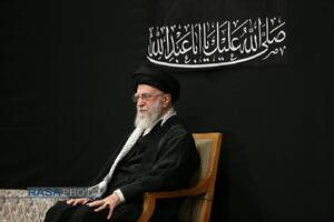مراسم عزاداری شب عاشورای حسینی (علیه‌السلام) با حضور رهبر انقلاب