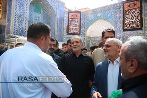 تشرف رئیس‌جمهور به حرم مطهر حضرت معصومه (سلام‌الله‌علیها)
