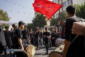 پیاده روی جاماندگان اربعین در تهران