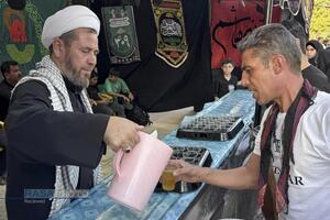 خدمت رسانی موکب‌ها به رائران حضرت امام رضا (علیه‌السلام)