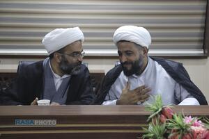 نشست جمعی از خطبا و امامان جماعت استان چهارمحال و بختیاری با مدیرعامل خبرگزاری رسا