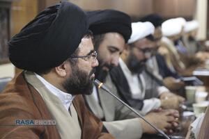 نشست جمعی از خطبا و امامان جماعت استان چهارمحال و بختیاری با مدیرعامل خبرگزاری رسا