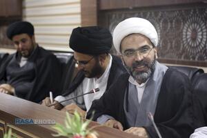 نشست جمعی از خطبا و امامان جماعت استان چهارمحال و بختیاری با مدیرعامل خبرگزاری رسا