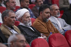 همایش گرامیداشت هفته دفاع مقدس