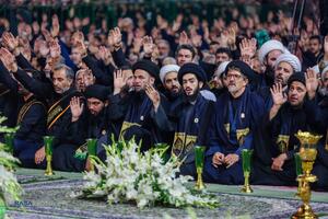 آیین شمعدان‌ در شام رحلت بانوی کرامت (س)