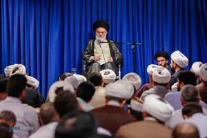 نشست طلاب و فضلای استان همدانی با حضور رئیس جامعه مدرسین