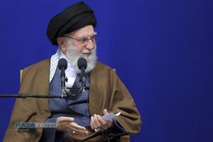 دیدار دست‌اندرکاران کنگره بین‌المللی میرزای نائینی با رهبر معظم انقلاب