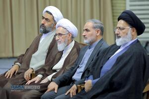 دیدار دست‌اندرکاران کنگره بین‌المللی میرزای نائینی با رهبر معظم انقلاب
