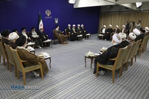 دیدار دست‌اندرکاران کنگره بین‌المللی میرزای نائینی با رهبر معظم انقلاب
