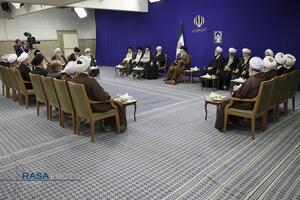 دیدار دست‌اندرکاران کنگره بین‌المللی میرزای نائینی با رهبر معظم انقلاب