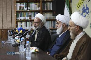 آئین رونمایی از کتاب 