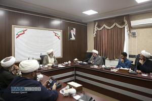 نشست نقش حوزه در تامین محتوای دینی برای هنرمندان