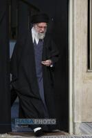 شب اول عزاداری فاطمیه ۱۴۰۴ با حضور رهبر معظم انقلاب