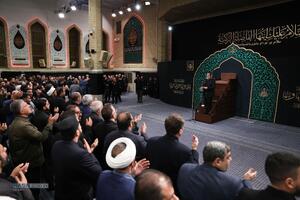 دومین شب مراسم عزاداری ایام شهادت حضرت فاطمةالزهرا (سلام‌الله‌علیها) در حسینیه امام خمینی (ره)