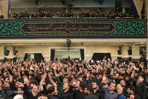 دومین شب مراسم عزاداری ایام شهادت حضرت فاطمةالزهرا (سلام‌الله‌علیها) در حسینیه امام خمینی (ره)