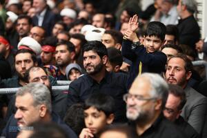 دومین شب مراسم عزاداری ایام شهادت حضرت فاطمةالزهرا (سلام‌الله‌علیها) در حسینیه امام خمینی (ره)