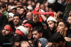 دومین شب مراسم عزاداری ایام شهادت حضرت فاطمةالزهرا (سلام‌الله‌علیها) در حسینیه امام خمینی (ره)