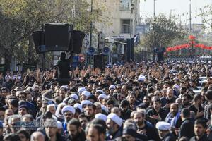 دسته عزاداری روز شهادت حضرت زهرا (سلام‎‌الله‌علیها) با حضور حضرت آیت الله وحید خراسانی