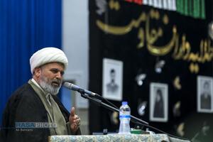 همایش بزرگ طلایه داران مقاومت و گرامیداشت هفته بسیج