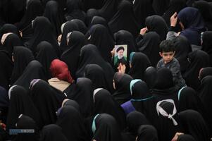 دیدار هزاران نفر از زنان و دختران با رهبر انقلاب