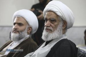 مراسم رونمایی از کتاب اسلام اقامه