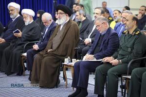 دیدار دست‌اندرکاران کنگره شهدای استان البرز با رهبر معظم انقلاب