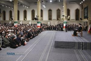 دیدار هزاران نفر از مردم قم با رهبر معظم انقلاب