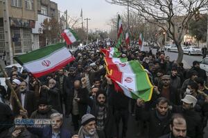 قیام مردم قم علیه اغتشاشگران