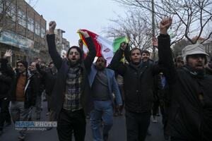 قیام مردم قم علیه اغتشاشگران